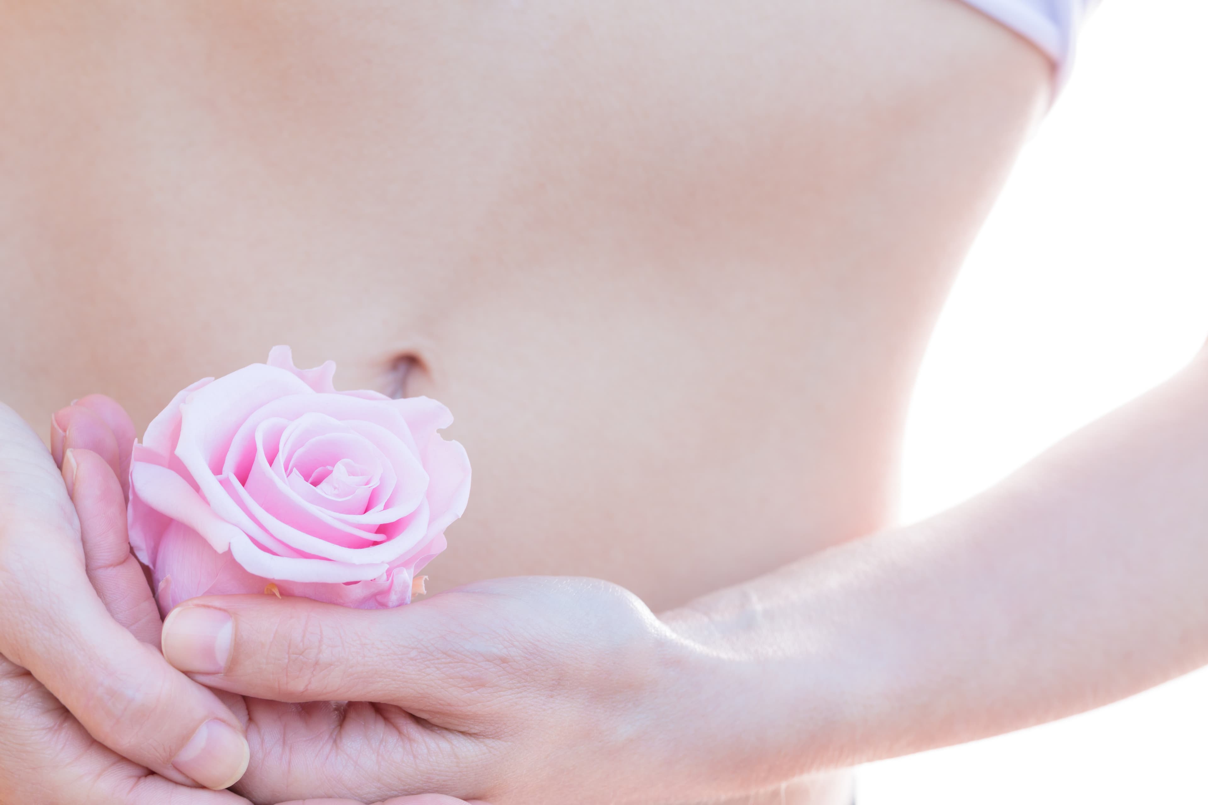 Free pregnancy risk calculator - Expectant mother planning healthy pregnancy